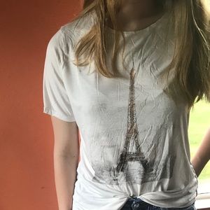 Women’s white tee